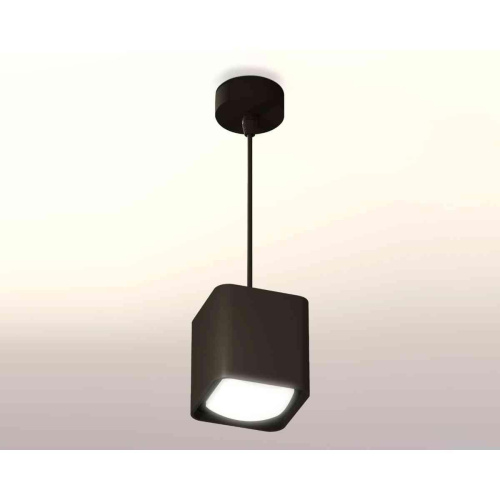 Комплект подвесного светильника Ambrella light Techno Spot XP7841002 SBK/FR черный песок/белый матовый (A2311, C7841, N7756) Комплект подвесного светильника Ambrella light Techno Spot XP7841002 SBK/FR черный песок/белый матовый (A2311, C7841, N7756)
