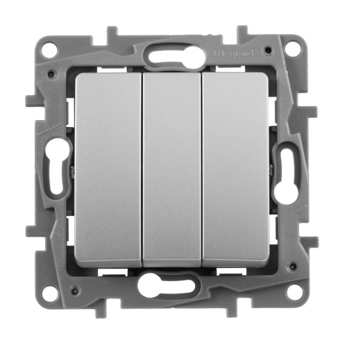 Выключатель трехклавишный Legrand Etika 10A 250V алюминий 672413 Выключатель трехклавишный Legrand Etika 10A 250V алюминий 672413