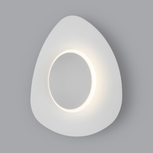 Настенный светодиодный светильник Elektrostandard Scuro 40151/1 Led белый a055786 Настенный светодиодный светильник Elektrostandard Scuro 40151/1 Led белый a055786
