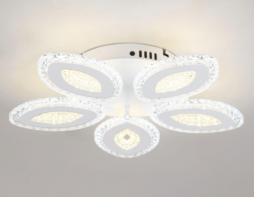 Потолочная светодиодная люстра Ambrella light Acrylica Original FA4015 Потолочная светодиодная люстра Ambrella light Acrylica Original FA4015