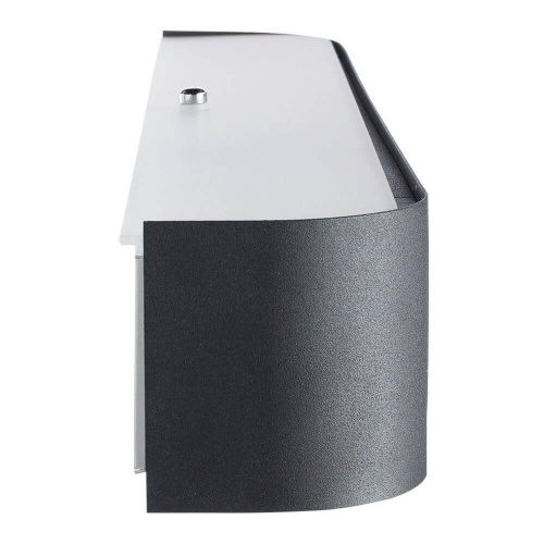 Настенный светильник Arte Lamp Cosmopolitan A7210AP-3BK Настенный светильник Arte Lamp Cosmopolitan A7210AP-3BK