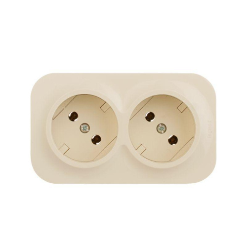 Розетка 2х2К Legrand Quteo 16A 250V слоновая кость 782261 Розетка 2х2К Legrand Quteo 16A 250V слоновая кость 782261