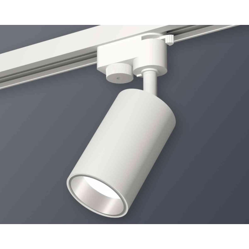 Комплект трекового светильника Ambrella light Track System XT6322022 SWH/PSL белый песок/серебро полированное (A2520, C6322, N6112) Комплект трекового светильника Ambrella light Track System XT6322022 SWH/PSL белый песок/серебро полированное (A2520, C6322, N6112)