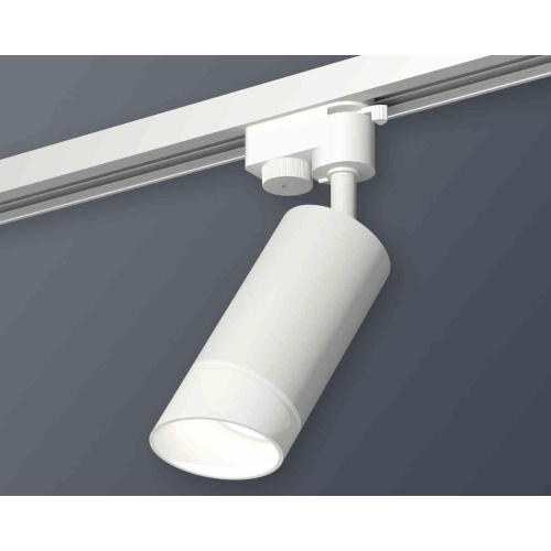 Комплект трекового светильника Ambrella light Track System XT6322180 SWH/FR белый песок/белый матовый (A2520, C6322, N6256) Комплект трекового светильника Ambrella light Track System XT6322180 SWH/FR белый песок/белый матовый (A2520, C6322, N6256)