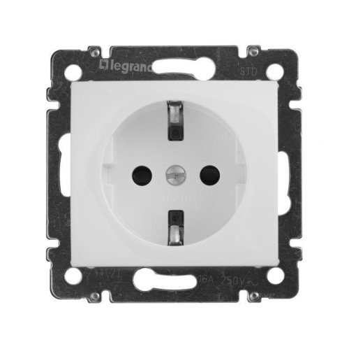 Розетка 2К+3 Legrand Valena 16A 250V с/з со шторками винтовой зажим белая 774421 Розетка 2К+3 Legrand Valena 16A 250V с/з со шторками винтовой зажим белая 774421