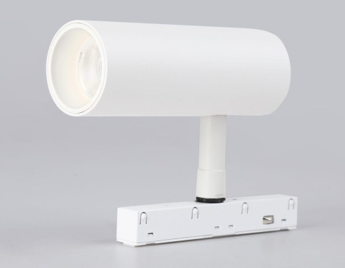 Трековый светодиодный светильник Ambrella light Track System Magnetic GL3828 Трековый светодиодный светильник Ambrella light Track System Magnetic GL3828