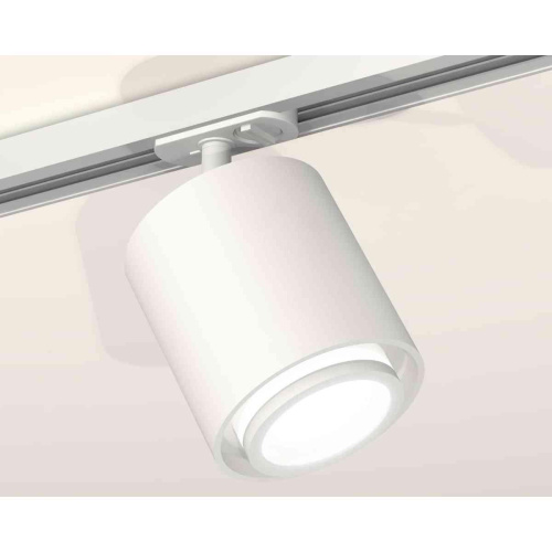 Комплект трекового светильника Ambrella light Track System XT7722001 SWH/FR белый песок/белый матовый (A2536, C7722, N7120) Комплект трекового светильника Ambrella light Track System XT7722001 SWH/FR белый песок/белый матовый (A2536, C7722, N7120)
