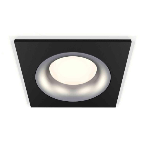 Комплект встраиваемого светильника Ambrella light Techno Spot XC7632004 SBK/MCH черный песок/хром матовый (C7632, N7013) Комплект встраиваемого светильника Ambrella light Techno Spot XC7632004 SBK/MCH черный песок/хром матовый (C7632, N7013)