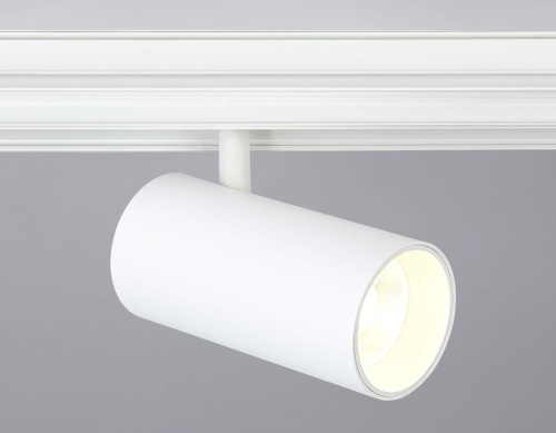 Трековый светодиодный светильник Ambrella light Track System Magnetic GL3838 Трековый светодиодный светильник Ambrella light Track System Magnetic GL3838