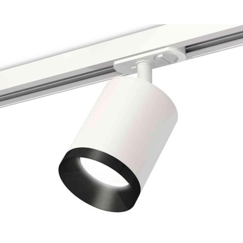 Комплект трекового светильника Ambrella light Track System XT7421002 SWH/PBK белый песок/черный полированный (A2536, C7421, N7031) Комплект трекового светильника Ambrella light Track System XT7421002 SWH/PBK белый песок/черный полированный (A2536, C7421, N7031)