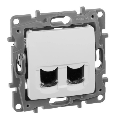 Розетка компьютерная 2хRJ45 Legrand Etika 6 кат UTP белая 672254 Розетка компьютерная 2хRJ45 Legrand Etika 6 кат UTP белая 672254