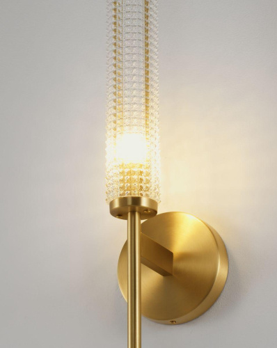 Бра Moderli Brass V11021-1W Бра Moderli Brass V11021-1W