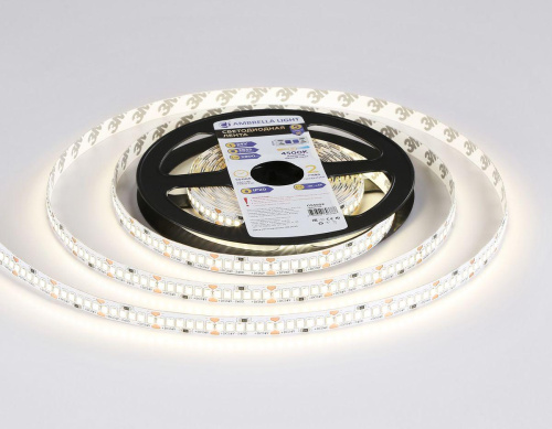 Светодиодная лента Ambrella Light 22W/m 240LED/m 2835SMD дневной белый 5M GS3502 Светодиодная лента Ambrella Light 22W/m 240LED/m 2835SMD дневной белый 5M GS3502