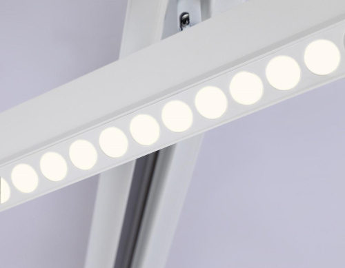 Трековый светодиодный светильник Ambrella light Track System Magnetic GL4080 Трековый светодиодный светильник Ambrella light Track System Magnetic GL4080