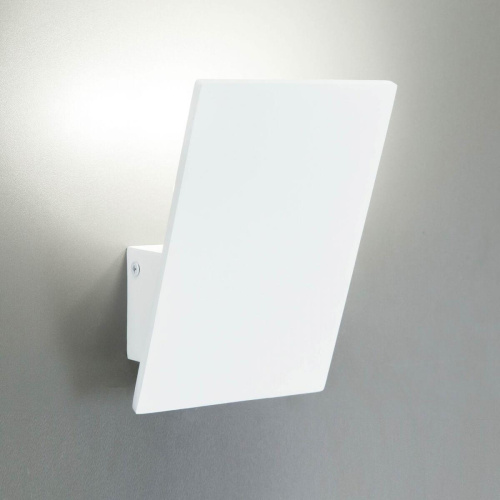 Бра Citilux Декарт-3 CL704030 Бра Citilux Декарт-3 CL704030
