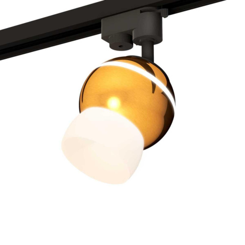 Комплект трекового светильника Ambrella light Track System XT (A2521, C1105, N7177) XT1105008 Комплект трекового светильника Ambrella light Track System XT (A2521, C1105, N7177) XT1105008