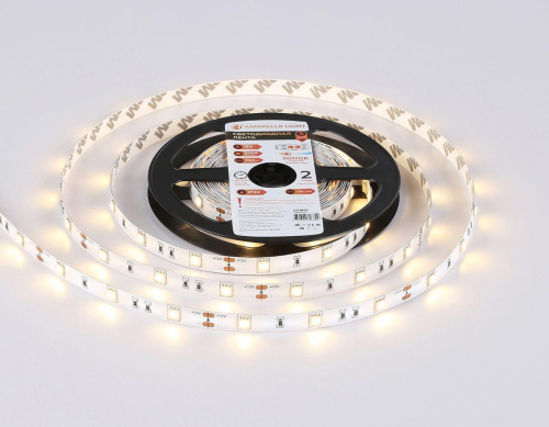 Светодиодная лента Ambrella Light 7,2W/m 30LED/m 5050SMD теплый белый 5M GS1801 Светодиодная лента Ambrella Light 7,2W/m 30LED/m 5050SMD теплый белый 5M GS1801