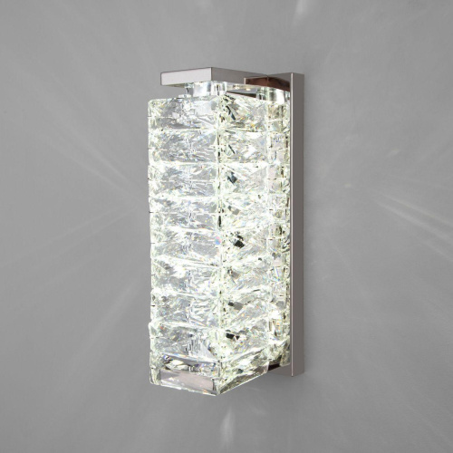 Настенный светодиодный светильник Eurosvet Blitz 40259 Led хром/ прозрачный хрусталь Strotskis Настенный светодиодный светильник Eurosvet Blitz 40259 Led хром/ прозрачный хрусталь Strotskis