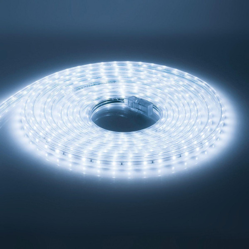 Светодиодная влагозащищенная лента OGM 4,8W/m 60LED/m 5050SMD холодный белый 5M SL-04 Светодиодная влагозащищенная лента OGM 4,8W/m 60LED/m 5050SMD холодный белый 5M SL-04