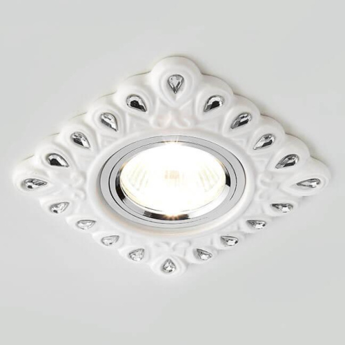 Встраиваемый светильник Ambrella light Desing D5550 W/CL Встраиваемый светильник Ambrella light Desing D5550 W/CL