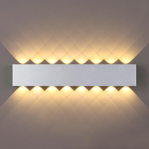 Настенный светодиодный светильник Odeon Light Magnum 4217/16WL Настенный светодиодный светильник Odeon Light Magnum 4217/16WL