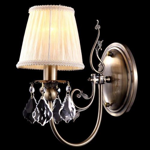 Бра Maytoni Latona RC301-WL-01-R Бра Maytoni Latona RC301-WL-01-R