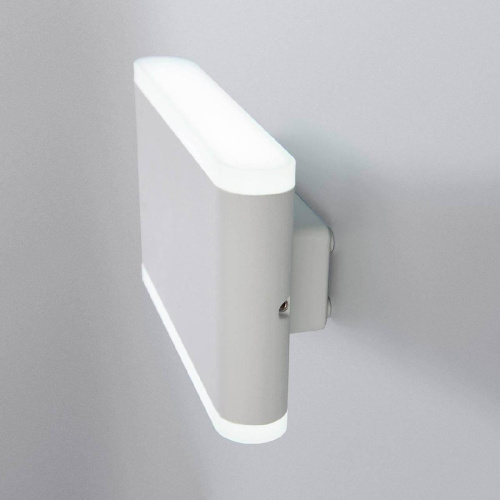 Уличный настенный светодиодный светильник Elektrostandard 1505 Techno Led Cover белый a041314 Уличный настенный светодиодный светильник Elektrostandard 1505 Techno Led Cover белый a041314