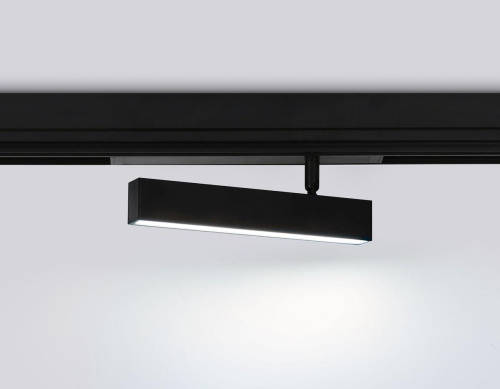 Трековый светодиодный светильник Ambrella Light Track System Magnetic 220V GL1322 Трековый светодиодный светильник Ambrella Light Track System Magnetic 220V GL1322