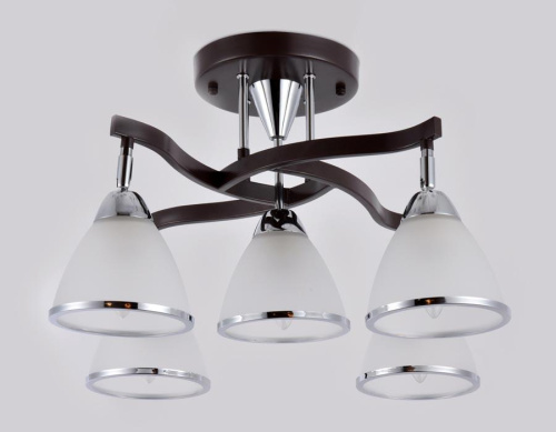 Потолочная люстра Ambrella light Traditional TR3113 Потолочная люстра Ambrella light Traditional TR3113
