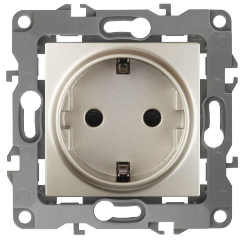 Розетка ЭРА 12 2P E Schuko со шторками 16A 250V 12-2102-04 Б0014690 Розетка ЭРА 12 2P E Schuko со шторками 16A 250V 12-2102-04 Б0014690