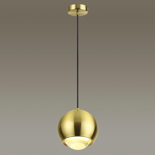 Подвесной светодиодный светильник Odeon Light Mia 4227/8L Подвесной светодиодный светильник Odeon Light Mia 4227/8L