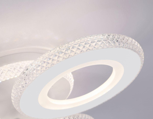 Потолочная светодиодная люстра Ambrella light Acrylica Original FA8866 Потолочная светодиодная люстра Ambrella light Acrylica Original FA8866