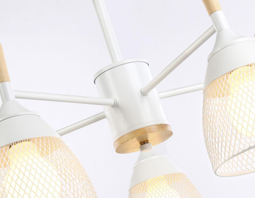 Потолочная люстра Ambrella light Traditional TR8012 Потолочная люстра Ambrella light Traditional TR8012