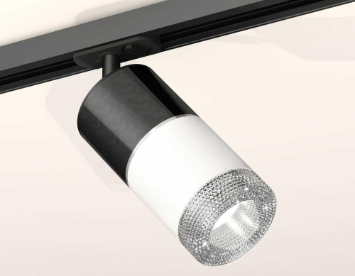 Комплект трекового светильника Ambrella light Track System XT (A2537, C7403, A2070, C7401, N7191) XT7401051 Комплект трекового светильника Ambrella light Track System XT (A2537, C7403, A2070, C7401, N7191) XT7401051