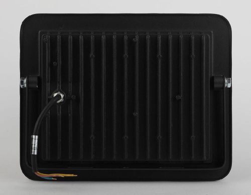 Прожектор светодиодный ЭРА 100W 6500К LPR-061-0-65K-150 Б0043593 Прожектор светодиодный ЭРА 100W 6500К LPR-061-0-65K-150 Б0043593