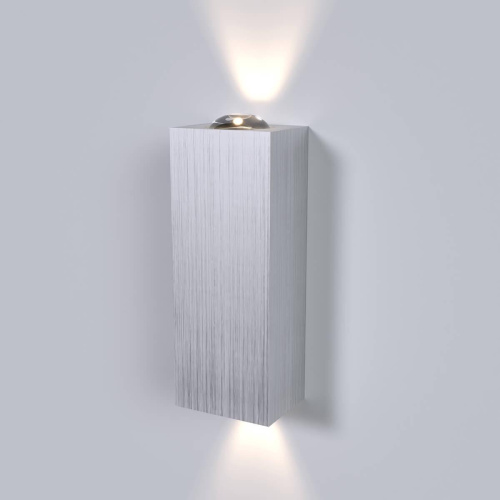 Настенный светодиодный светильник Elektrostandard Petite LED 40110/LED сталь a056601 Настенный светодиодный светильник Elektrostandard Petite LED 40110/LED сталь a056601