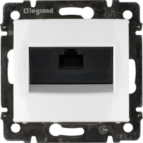 Розетка компьютерная RJ45 Legrand Valena 5e кат UTP белая 774230 Розетка компьютерная RJ45 Legrand Valena 5e кат UTP белая 774230