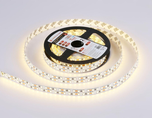 Светодиодная лента Ambrella Light 24W/m 240LED/m 2835SMD теплый белый 5M GS1701 Светодиодная лента Ambrella Light 24W/m 240LED/m 2835SMD теплый белый 5M GS1701