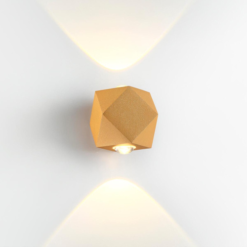 Уличный настенный светодиодный светильник Odeon Light Hightech Diamanta 4220/4WL Уличный настенный светодиодный светильник Odeon Light Hightech Diamanta 4220/4WL