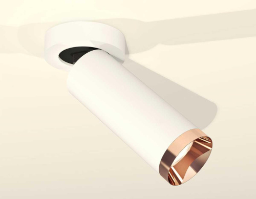 Комплект спота Ambrella light Techno Spot XM (A2228, C6342, N6135) XM6342205 Комплект спота Ambrella light Techno Spot XM (A2228, C6342, N6135) XM6342205