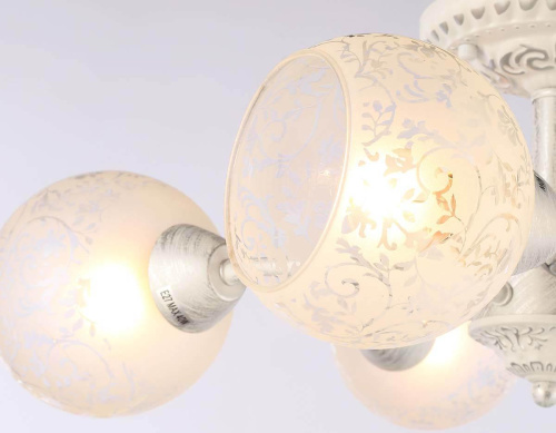 Потолочная люстра Ambrella light Traditional TR3062 Потолочная люстра Ambrella light Traditional TR3062