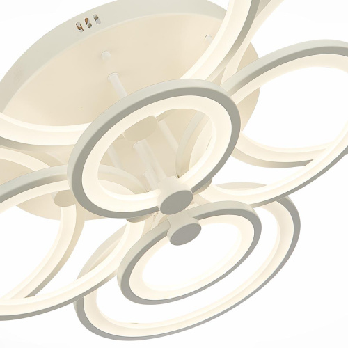 Потолочная светодиодная люстра Evoluce Intensity SLE900002-08 Потолочная светодиодная люстра Evoluce Intensity SLE900002-08