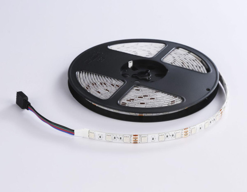 Светодиодная влагозащищенная лента Ambrella Light 14,4W/m 60LED/m 5050SMD RGB 5M GS2502 Светодиодная влагозащищенная лента Ambrella Light 14,4W/m 60LED/m 5050SMD RGB 5M GS2502
