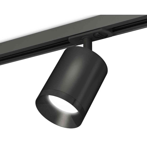 Комплект трекового светильника Ambrella light Track System XT7422001 SBK/PBK черный песок/черный полированный (A2537, C7422, N7031) Комплект трекового светильника Ambrella light Track System XT7422001 SBK/PBK черный песок/черный полированный (A2537, C7422, N7031)