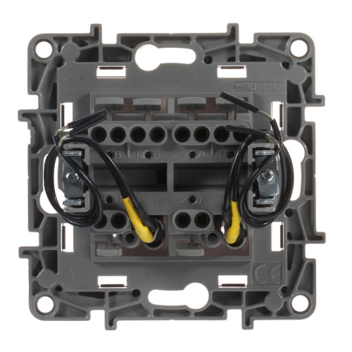 Переключатель двухклавишный Legrand Etika с подсветкой 10A 250V белый 672216 Переключатель двухклавишный Legrand Etika с подсветкой 10A 250V белый 672216