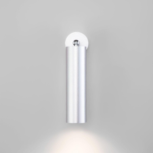 Светодиодный спот Eurosvet Ease 20128/1 LED серебро Светодиодный спот Eurosvet Ease 20128/1 LED серебро