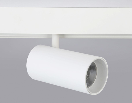 Трековый светодиодный светильник Ambrella light Track System Magnetic GL3838 Трековый светодиодный светильник Ambrella light Track System Magnetic GL3838