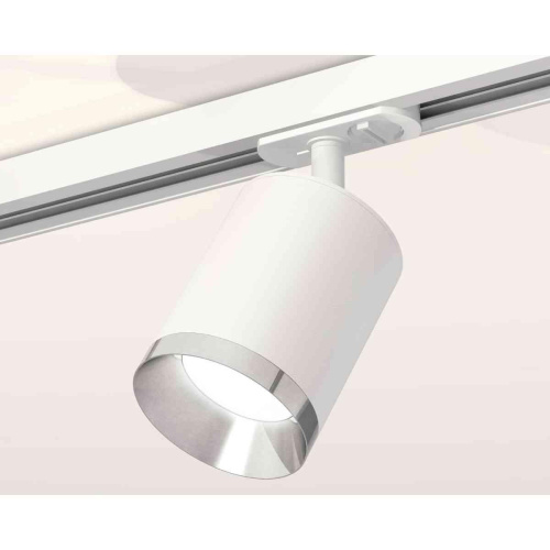 Комплект трекового светильника Ambrella light Track System XT7421003 SWH/PSL белый песок/серебро полированное (A2536, C7421, N7032) Комплект трекового светильника Ambrella light Track System XT7421003 SWH/PSL белый песок/серебро полированное (A2536, C7421, N7032)