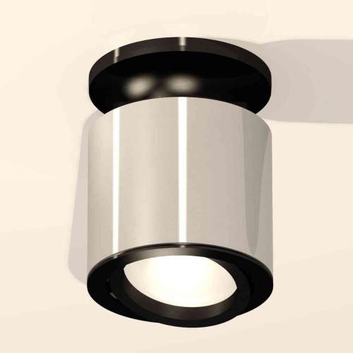 Комплект накладного светильника Ambrella light Techno Spot XS7405020 PSL/PBK серебро полированное/черный полированный (N7926, C7405, N7002) Комплект накладного светильника Ambrella light Techno Spot XS7405020 PSL/PBK серебро полированное/черный полированный (N7926, C7405, N7002)