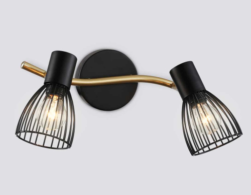 Настенно-потолочный спот Ambrella light TRADITIONAL TR8660 Настенно-потолочный спот Ambrella light TRADITIONAL TR8660